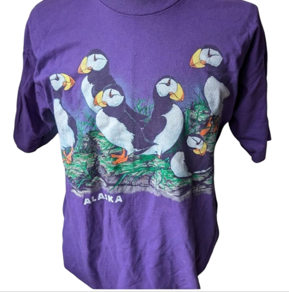 Vtg XL Alaska Puffin Purple Tee Graphic like new! - Picture 3 of 7